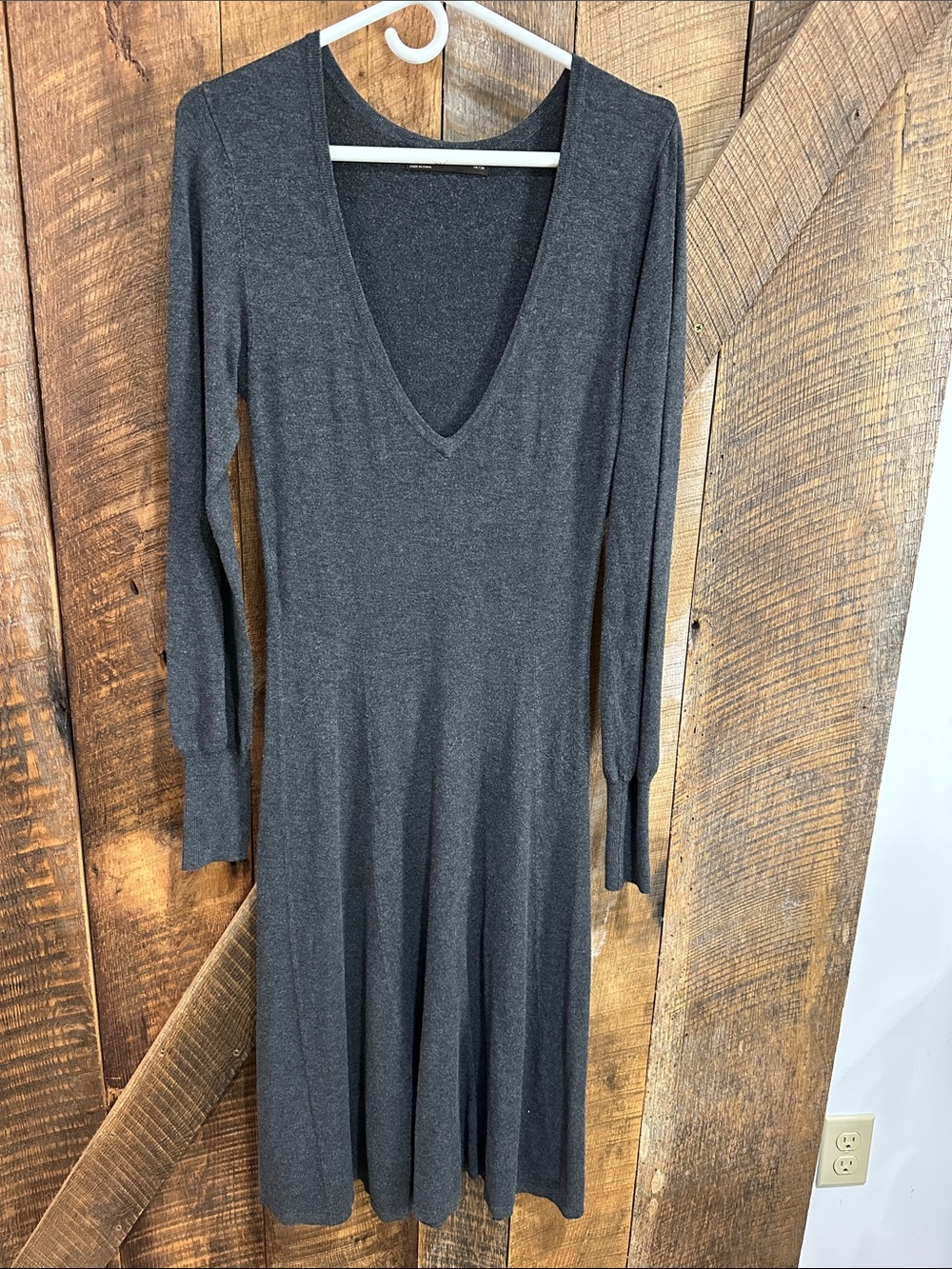 Zara charcoal, gray knit midi/maxi dress deep v neckline Size M M08